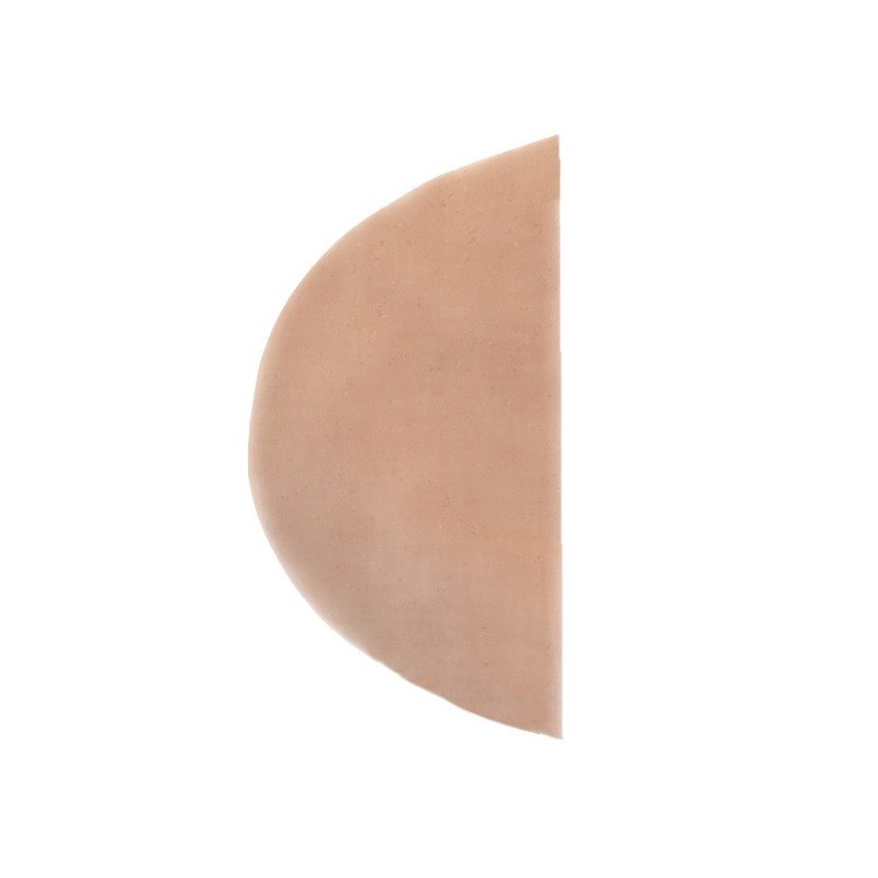 Sous cuboidien découpé dans de la mousse latex rose